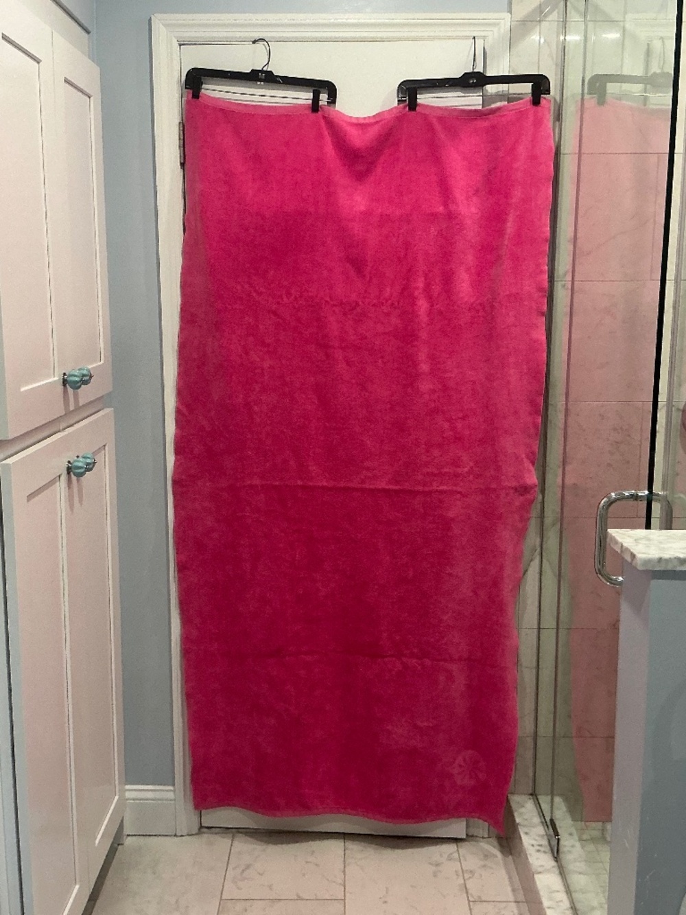 Athleta AquaLux Fuscia pink chamois like beach towel blanket 35 x 72”